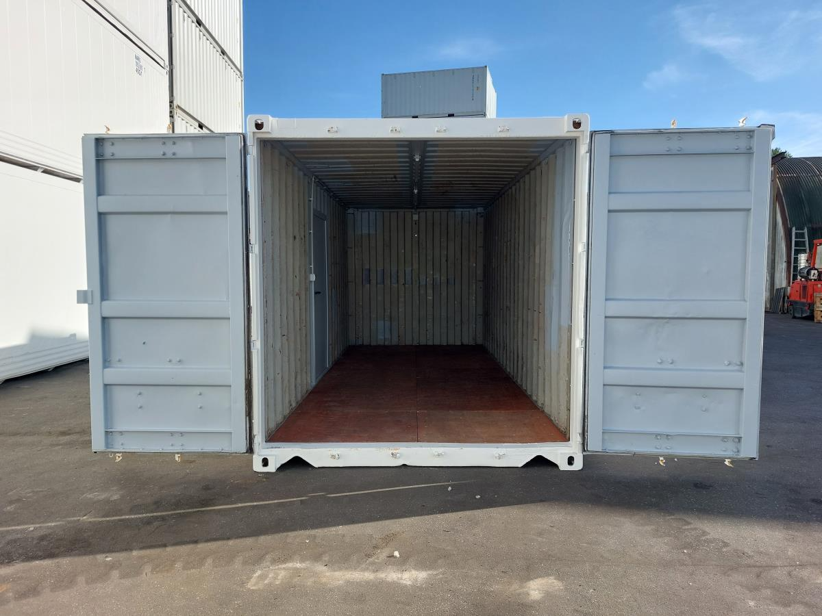 20 Fuß Lagercontainer NARU 339779-7 — Neu 2025 | Seitentür & Licht | Hamburg