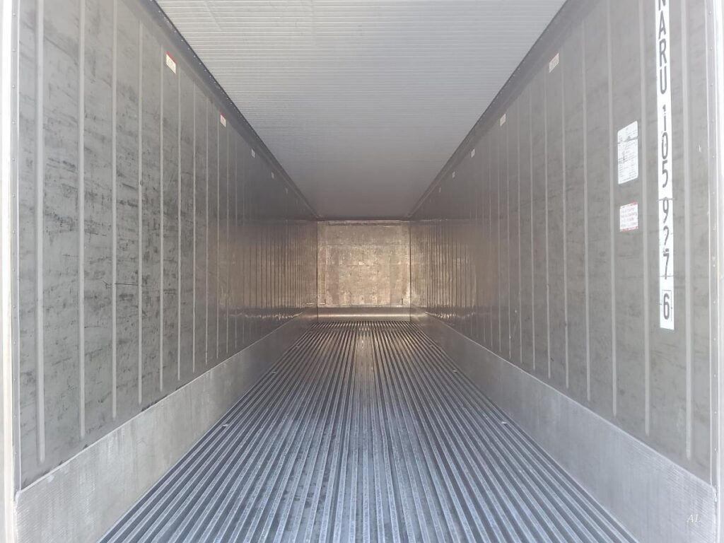 40 Fuß High Cube Kühlcontainer NARU 105927-6 — Gebraucht 2010 | Thermo King | CSC